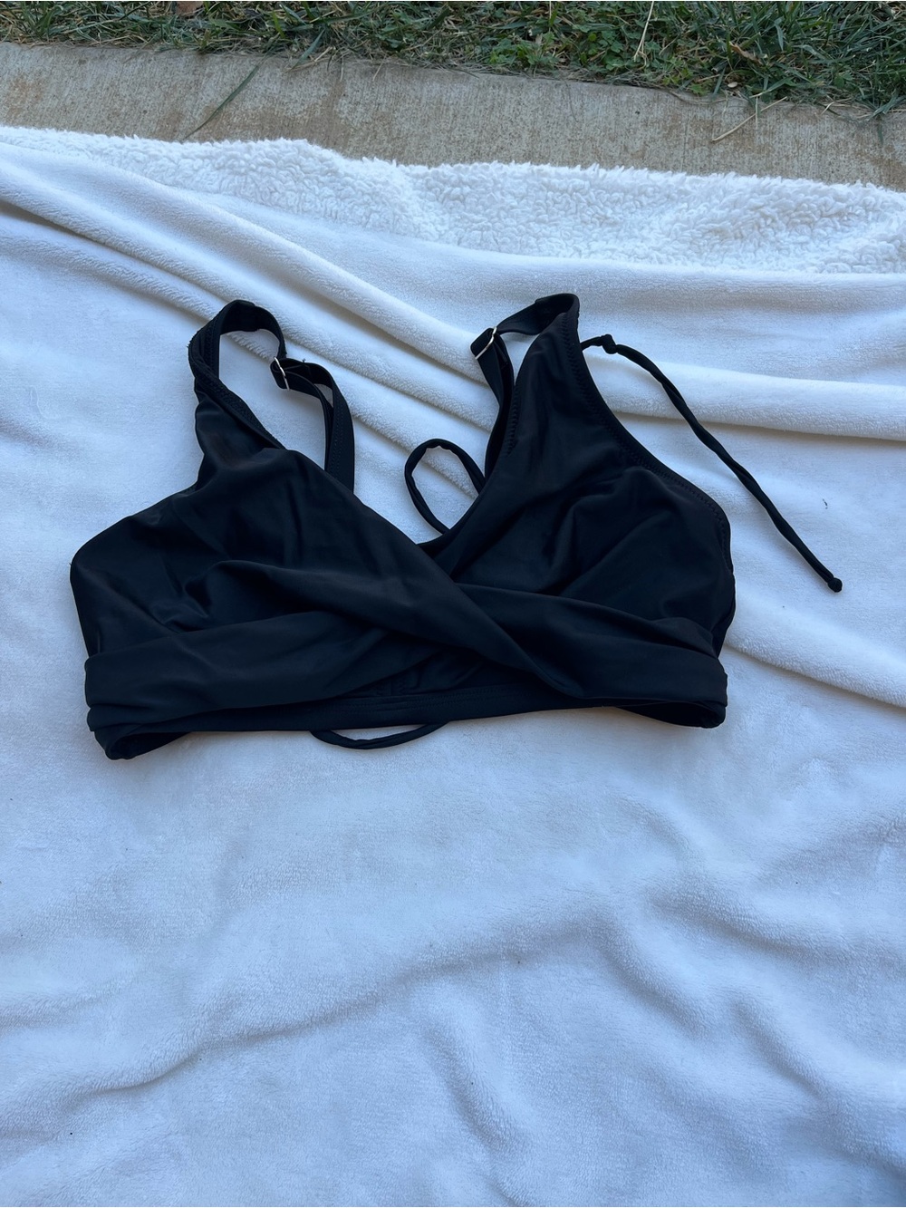 Classic Black Wrap Bikini Top - Unbranded